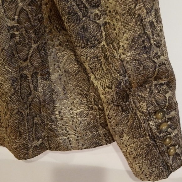 💥Chico's Animal Print Metallic Blazer - Picture 7 of 8